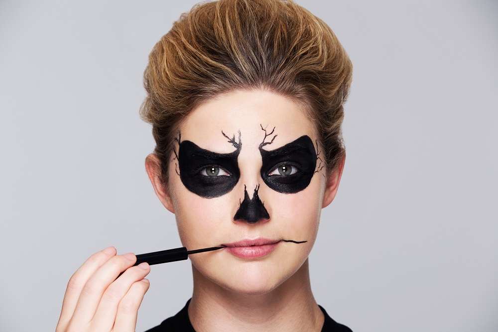 Step 5.Halloween_Skull_Tutorial.05 resized