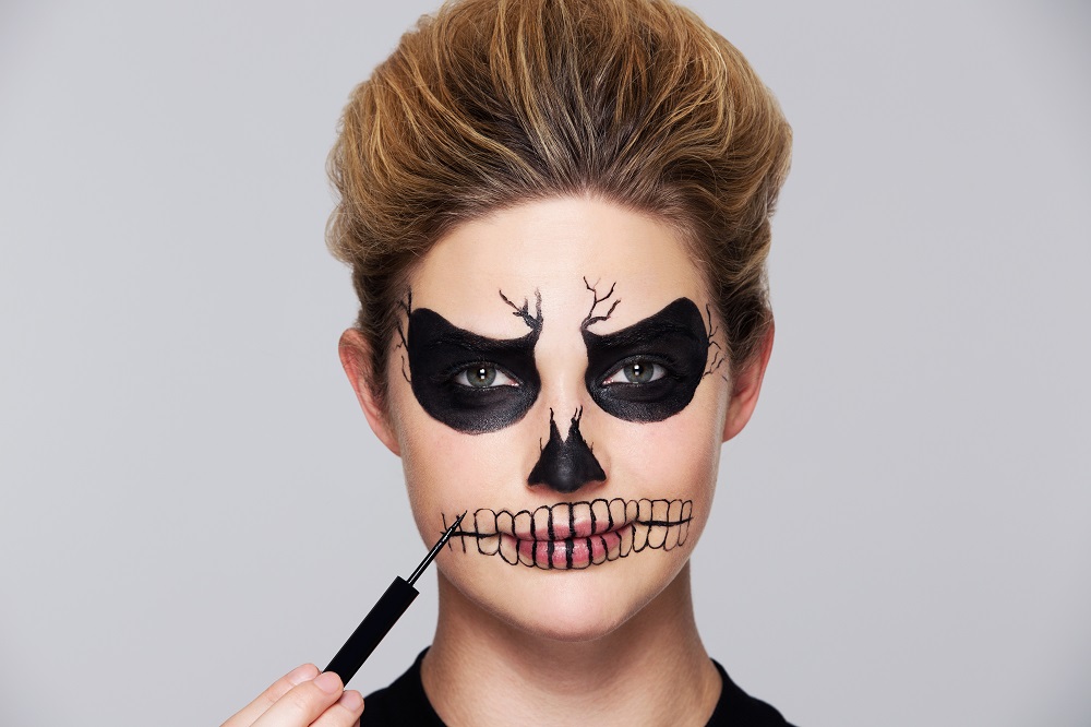 Step 7.Halloween_Skull_Tutorial.07 resized