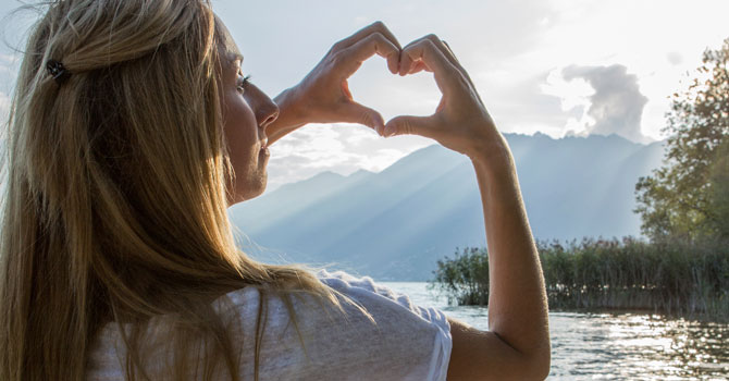 heart-shape-lake