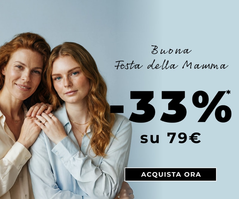 Due persone in abbigliamento chiaro, banner promozionale online Festa della Mamma con sconto –33 % su 79 €.