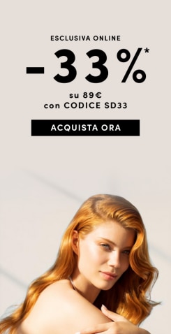 Promo online -33% su 89€ con codice SD33, persona con capelli lunghi e ondulati