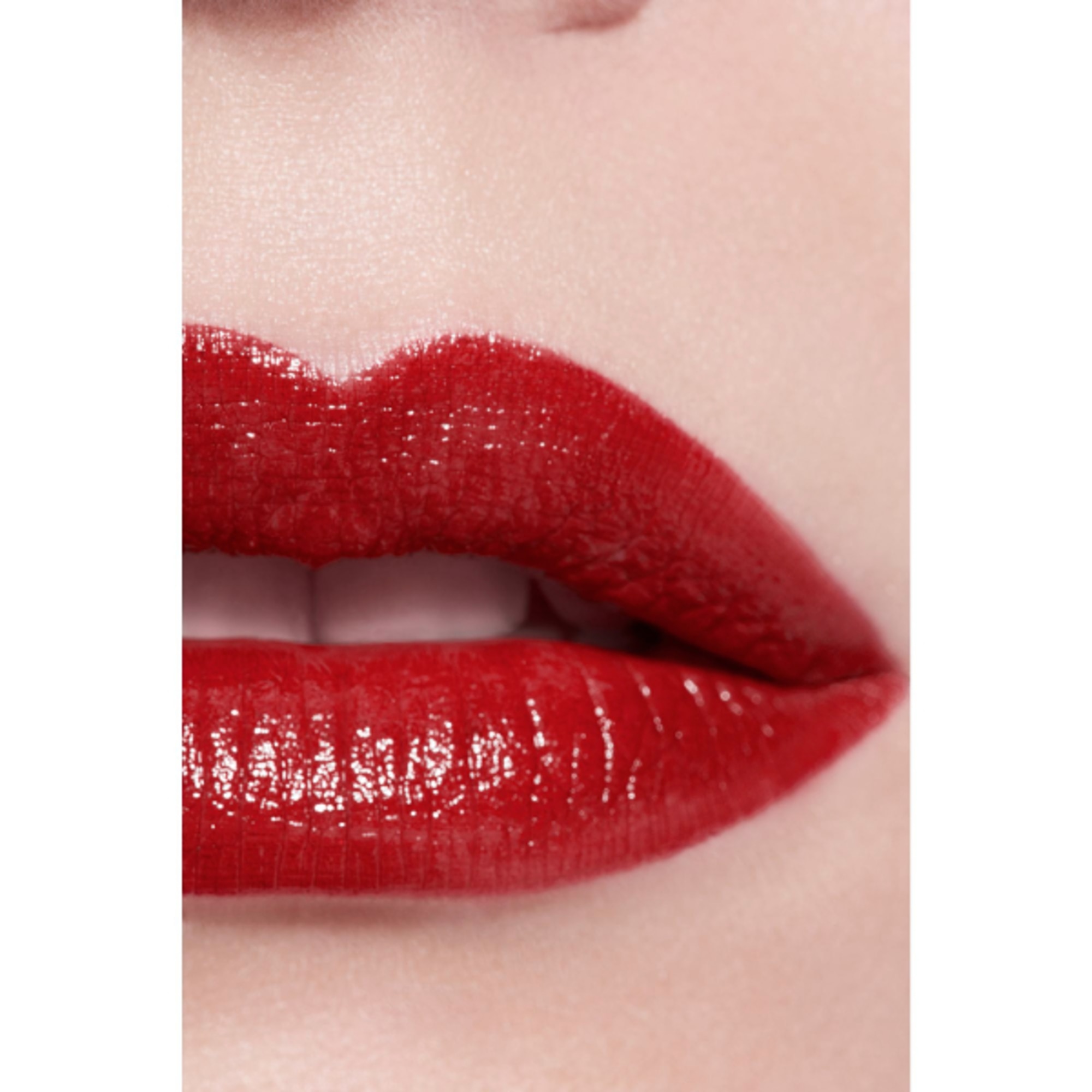 ROSSETTO SATINATO A LUNGA TENUTA – IDRATANTE E LEVIGANTE