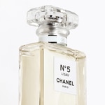 35 ML CHANEL N°5 L'EAU EAU DE TOILETTE VAPORIZZATORE 3 di 5 EAU DE TOILETTE VAPORIZZATORE