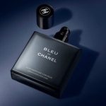 90 ML CHANEL BLEU DE CHANEL TRATTAMENTO PROFUMATO PER CAPELLI 2 di 4 TRATTAMENTO PROFUMATO PER CAPELLI