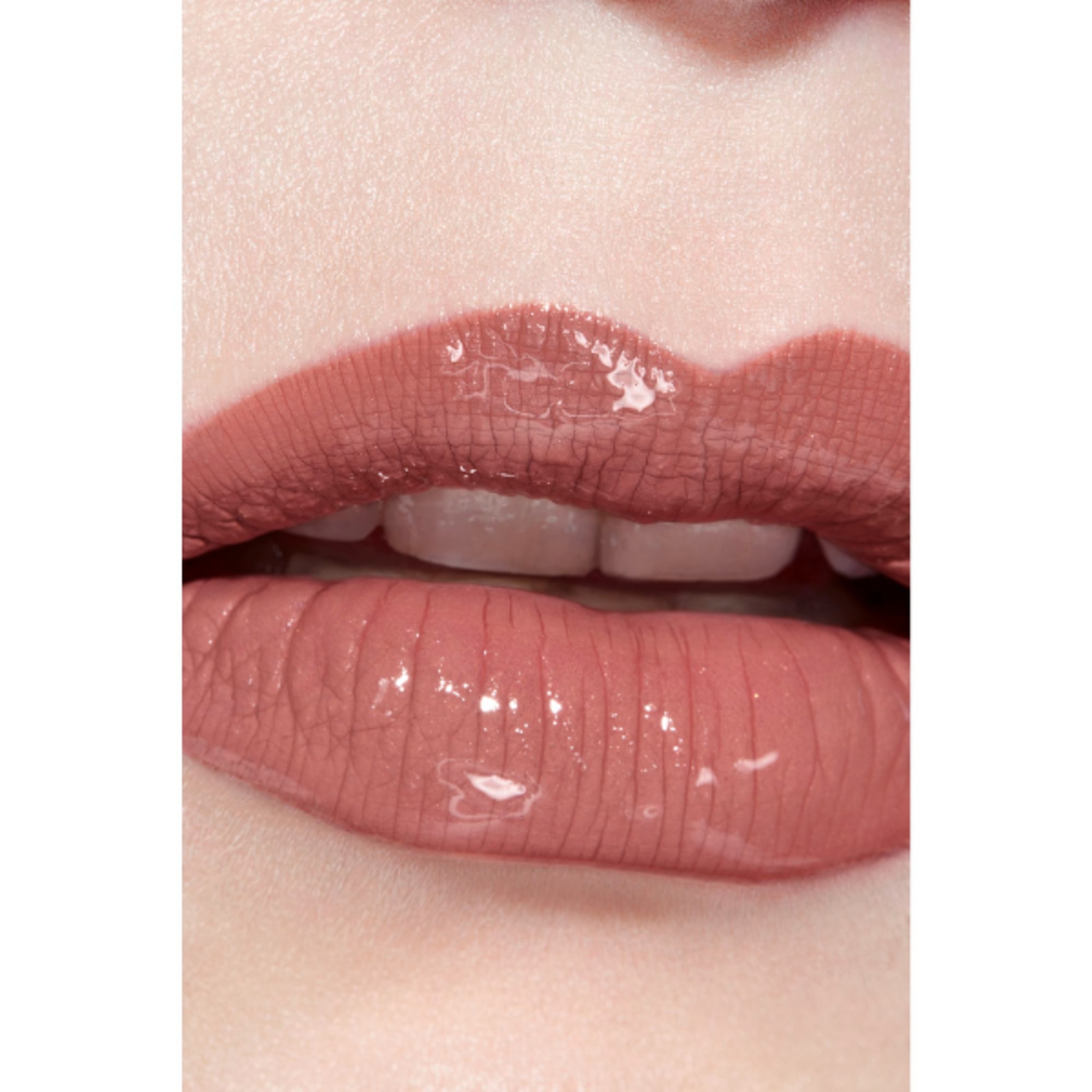 CHANEL LE ROUGE DUO ULTRA TENUE LE ROUGE DUO ULTRA TENUE-69  1 di 8 