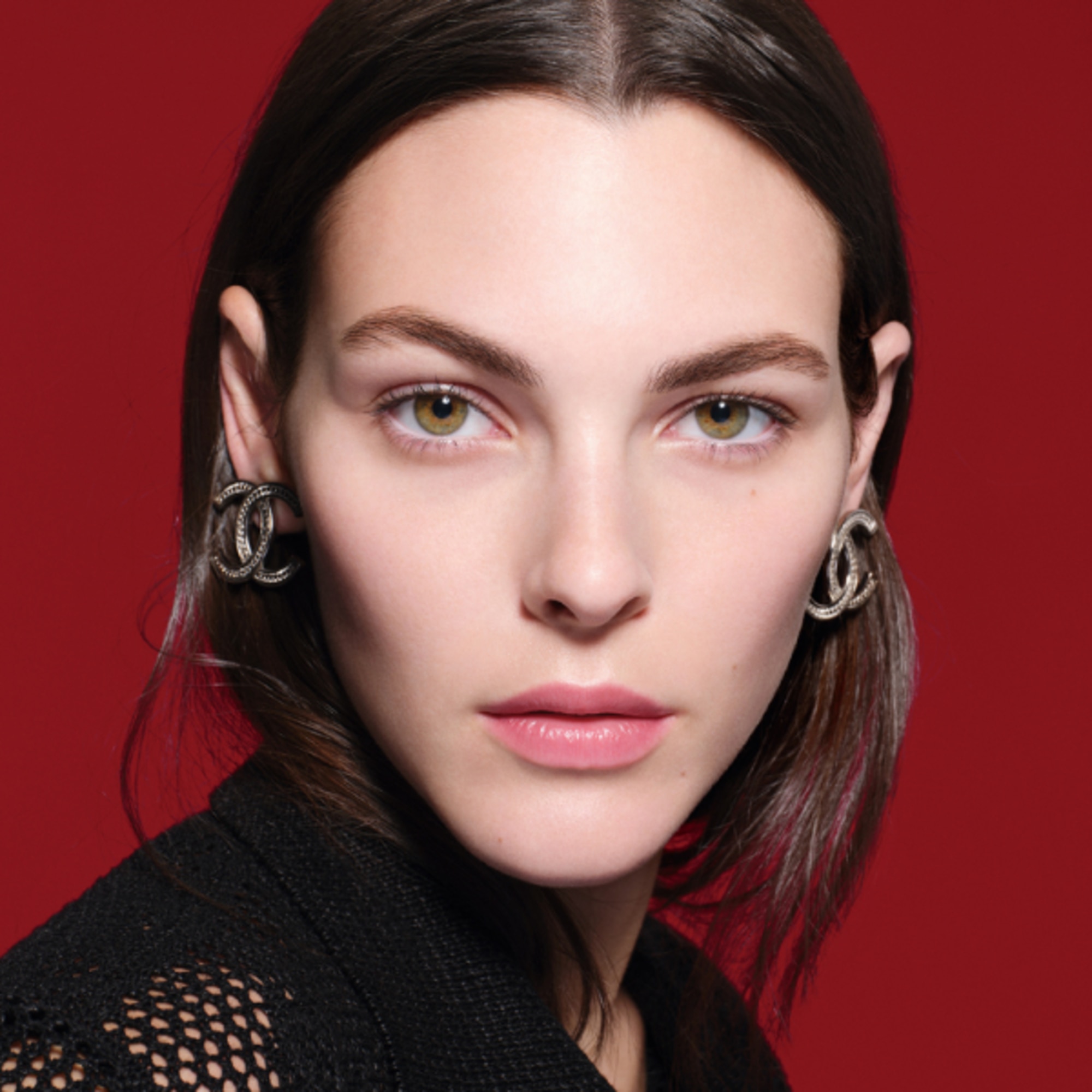 CREMA ALLA CAMELIA ROSSA RIMPOLPARE − LEVIGARE − PROTEGGERE