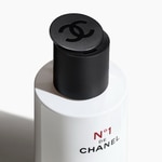 150 ML CHANEL N°1 DE CHANEL LOZIONE RIVITALIZZANTE 3 di 3 LOZIONE RIVITALIZZANTE