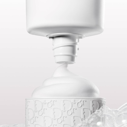 Mousse Detergente, Purificante e Idratante per il Viso
