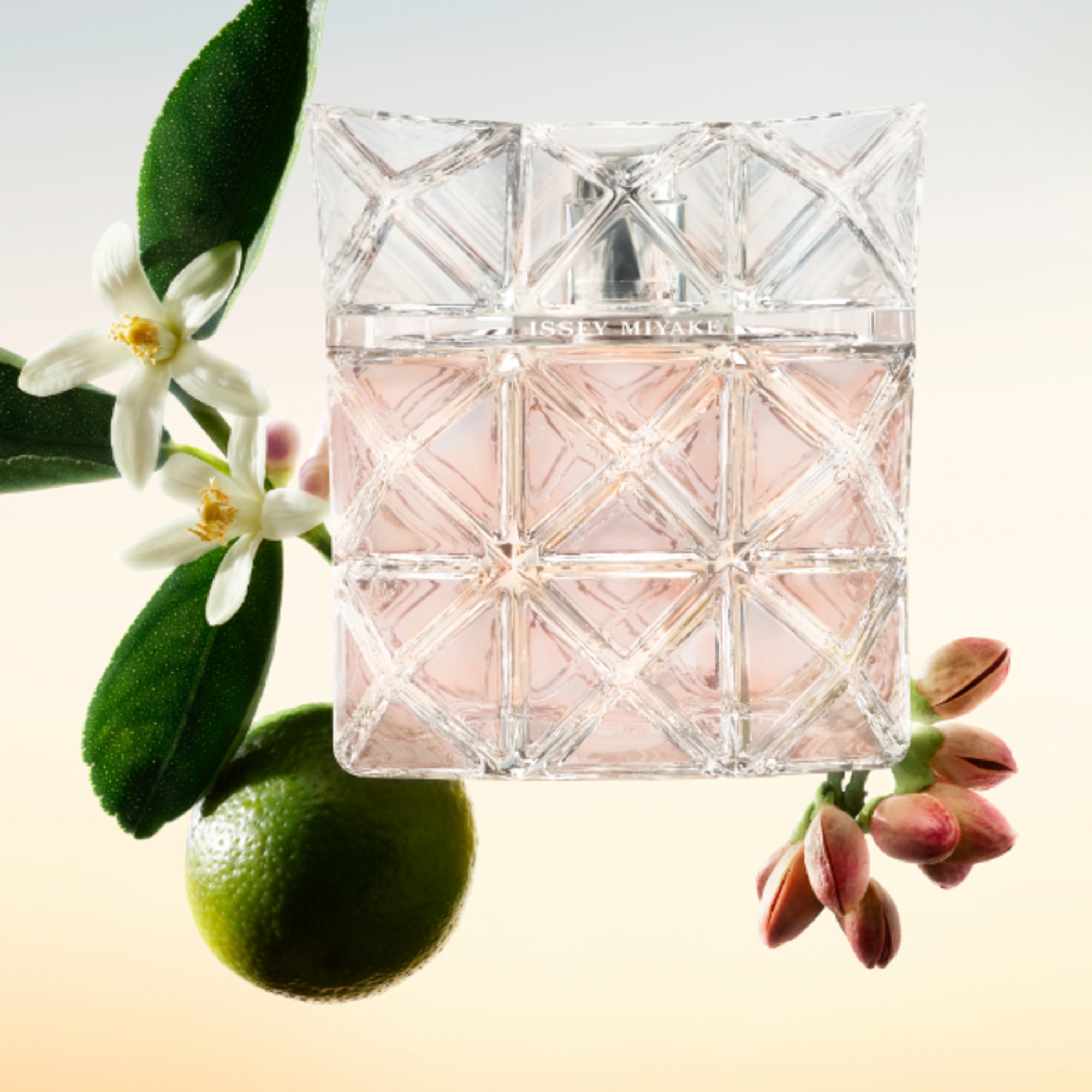 50 ML Issey Miyake LUMIERE D'ISSEY Eau De Parfum 1 di 5