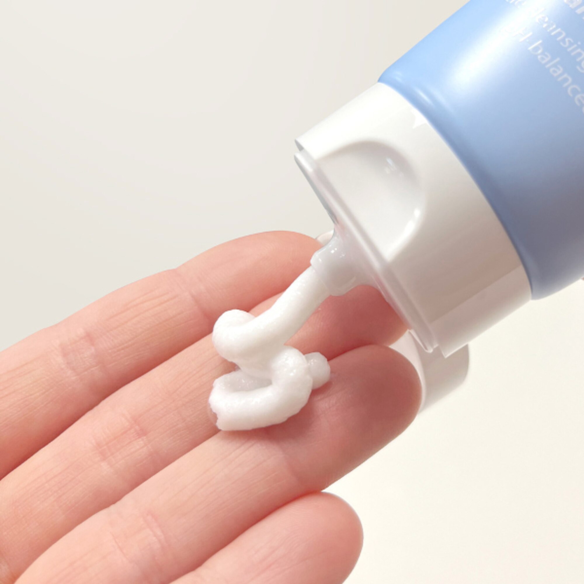 Detergente Delicato Acido Ialuronico