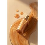 100 ML Marionnaud L'HUILE NACRÈE L’Olio Perlato - Velluto d’Oriente 2 di 3 L’Olio Perlato - Velluto d’Oriente