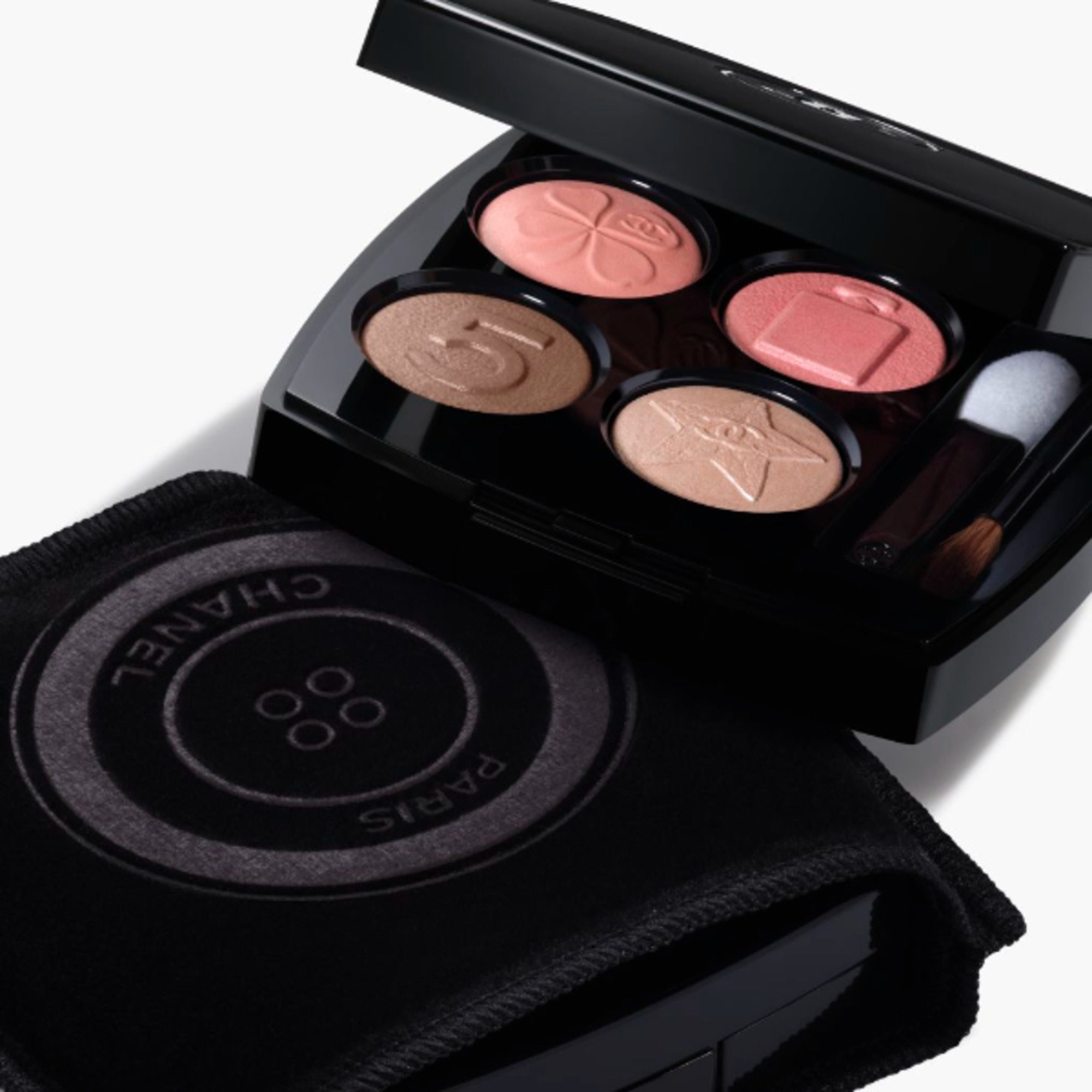 MULTI-EFFECT QUADRA EYESHADOW