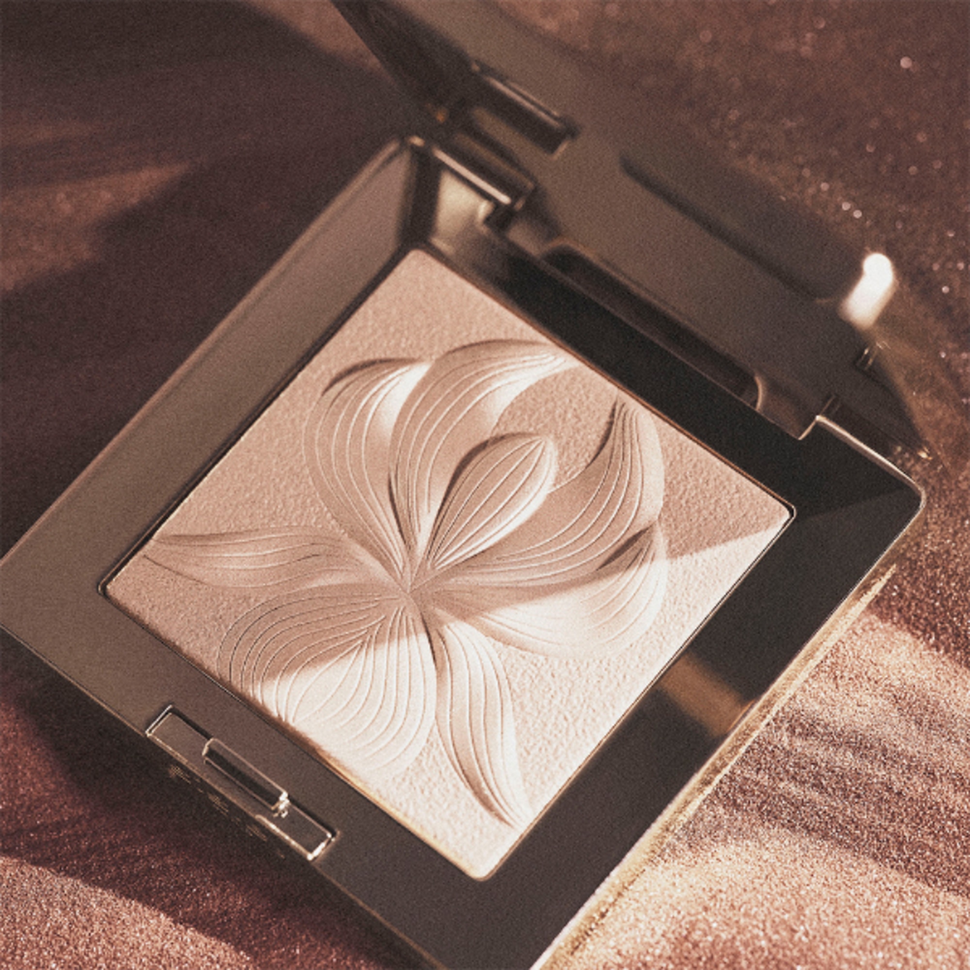 12 G Sisley L'ORCHIDÉE Illuminante  1 di 6 