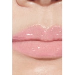 CHANEL ROUGE COCO HYDRA GLOSS GLOSS IDRATANTE E LEVIGANTE ULTRA-BRILLANTE 4 di 8 GLOSS IDRATANTE E LEVIGANTE ULTRA-BRILLANTE