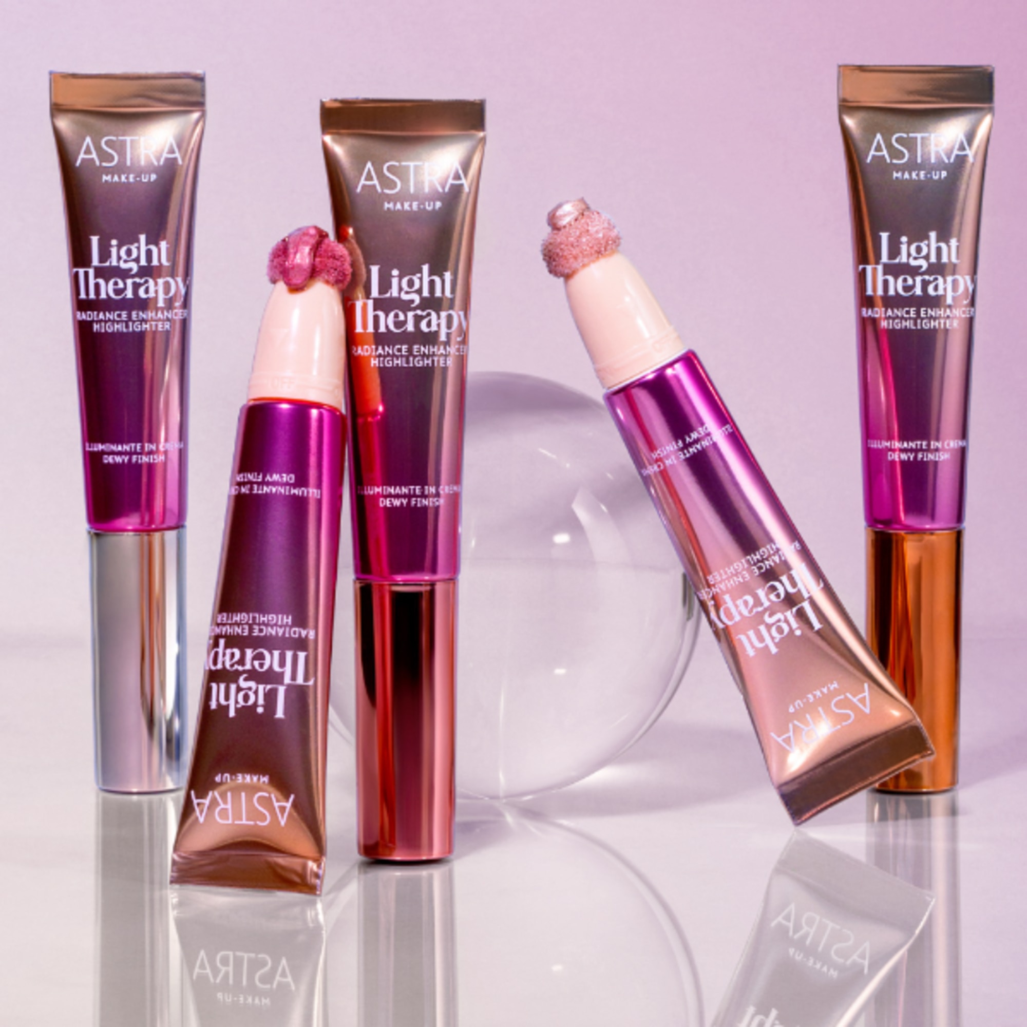  ASTRA MAKE-UP LIGHT THERAPY Radiance Enhancer Highlighter  1 di 3 