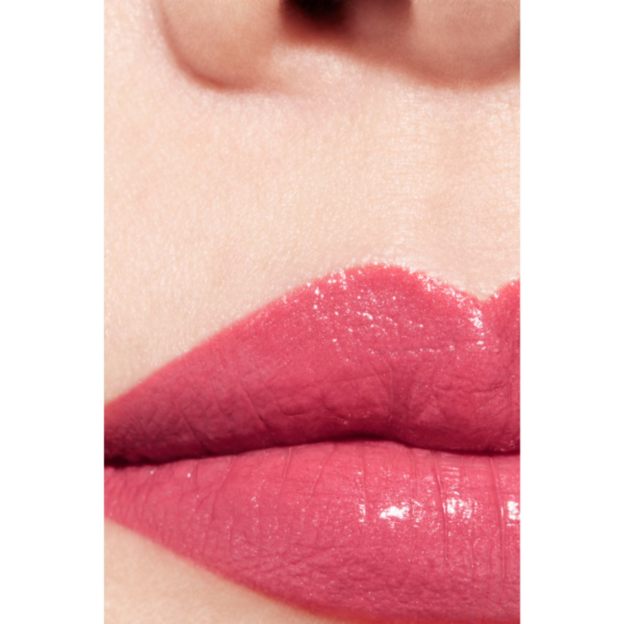 ROSSETTO SATINATO A LUNGA TENUTA – IDRATANTE E LEVIGANTE