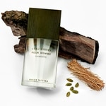 50 ML Issey Miyake L'EAU D'ISSEY POUR HOMME EAU & CÈDRE Eau De Toilette Intense  3 di 3 Eau De Toilette Intense