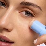 9 G ASTRA MAKE-UP COOLING STICK Contotrno Occhi  3 di 4 Contotrno Occhi