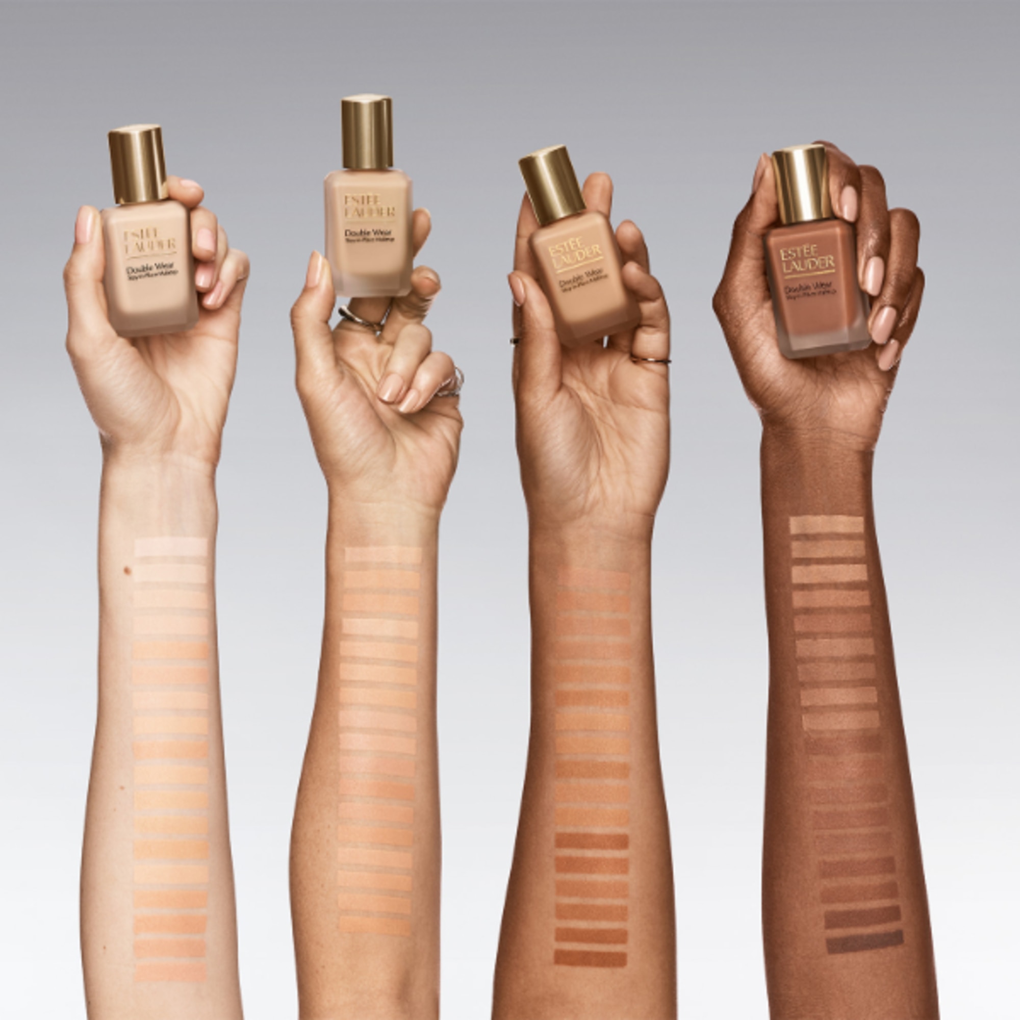 Estée Lauder DOUBLE WEAR STAY - IN- PLACE MATTE FOUNDATION Matte Foundation 1 di 4