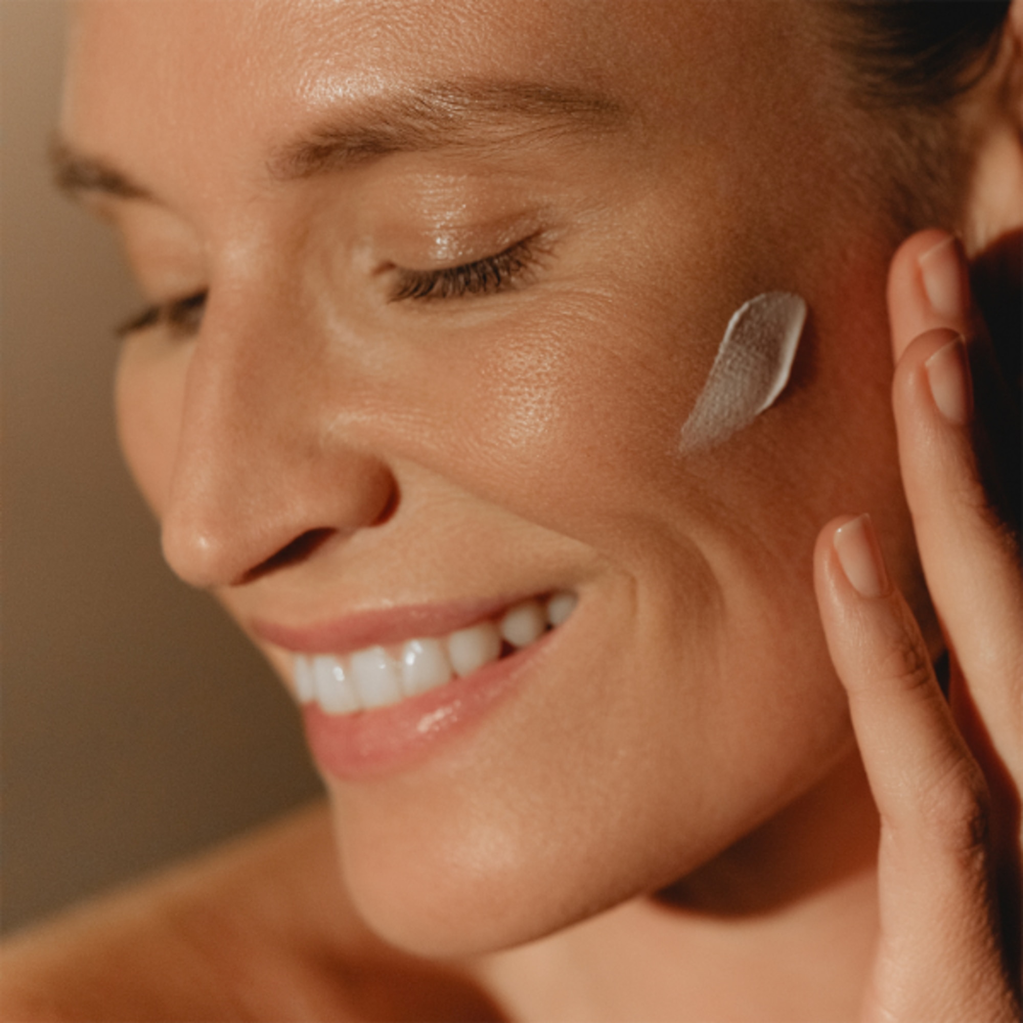 Soin Solaire Anti-Âge SPF30