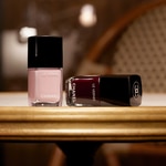  CHANEL LE VERNIS Smalto Colore e Brillantezza - Lunga Tenuta  6 di 7 Smalto Colore e Brillantezza - Lunga Tenuta