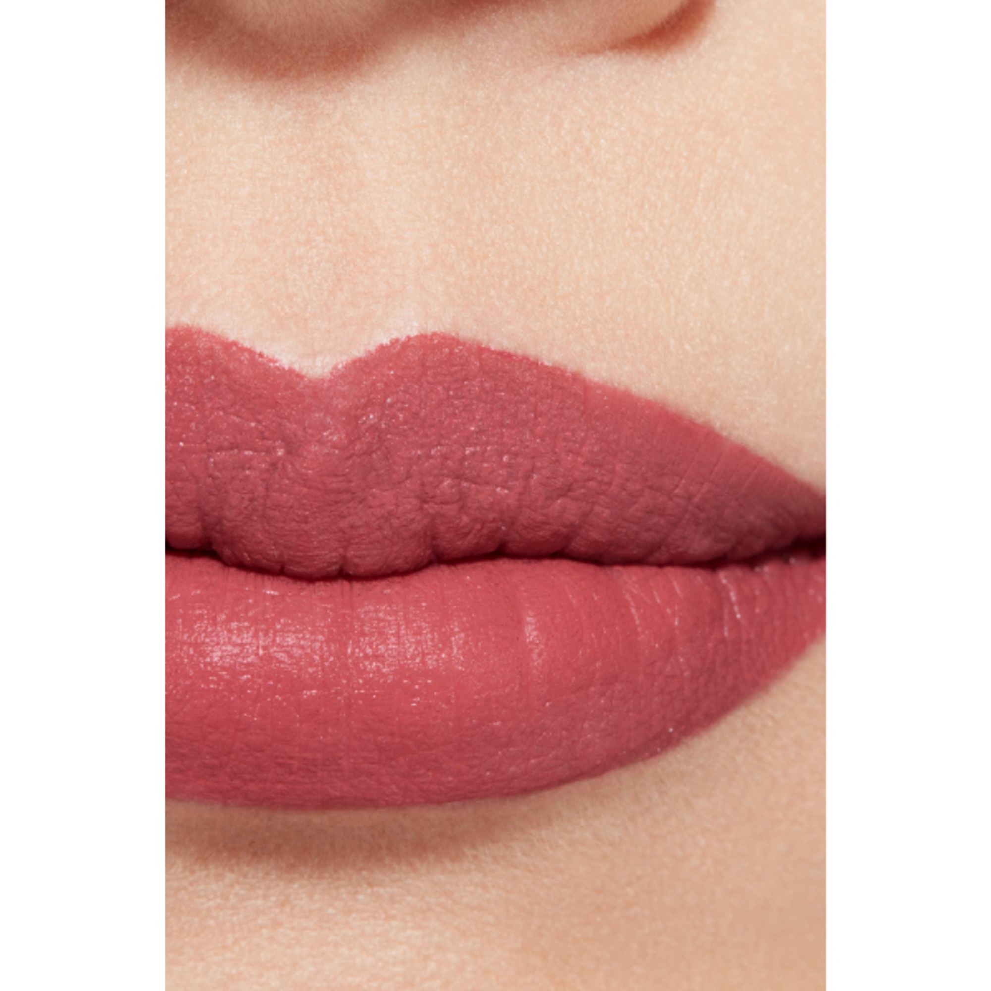  CHANEL ROUGE ALLURE VELVET EDIZIONE LIMITATA - IL ROSSETTO VELLUTATO LUMINOSO  1 di 8 