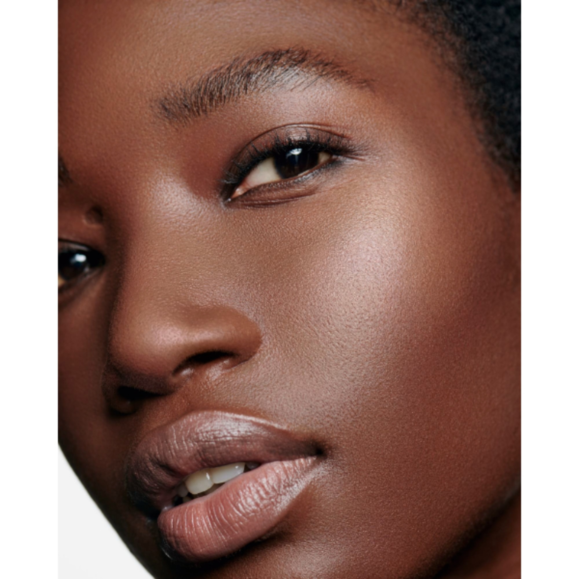 FARD IN POLVERE ILLUMINANTE - Edizione Limitata