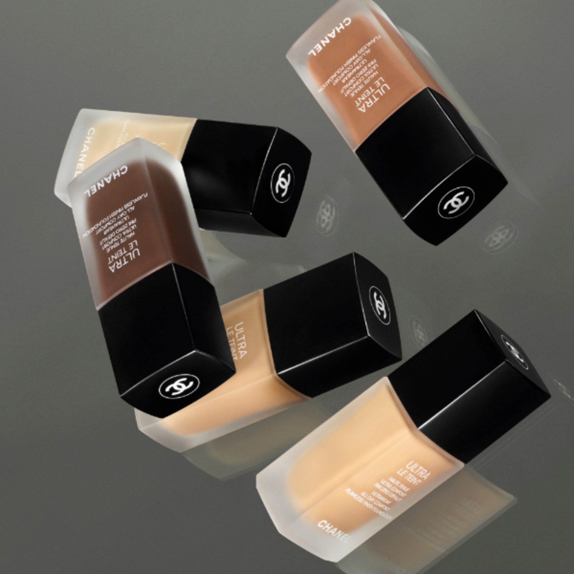 FONDOTINTA FLUIDO<br>LUNGA TENUTA - ULTRA-CONFORT - RISULTATO IMPECCABILE