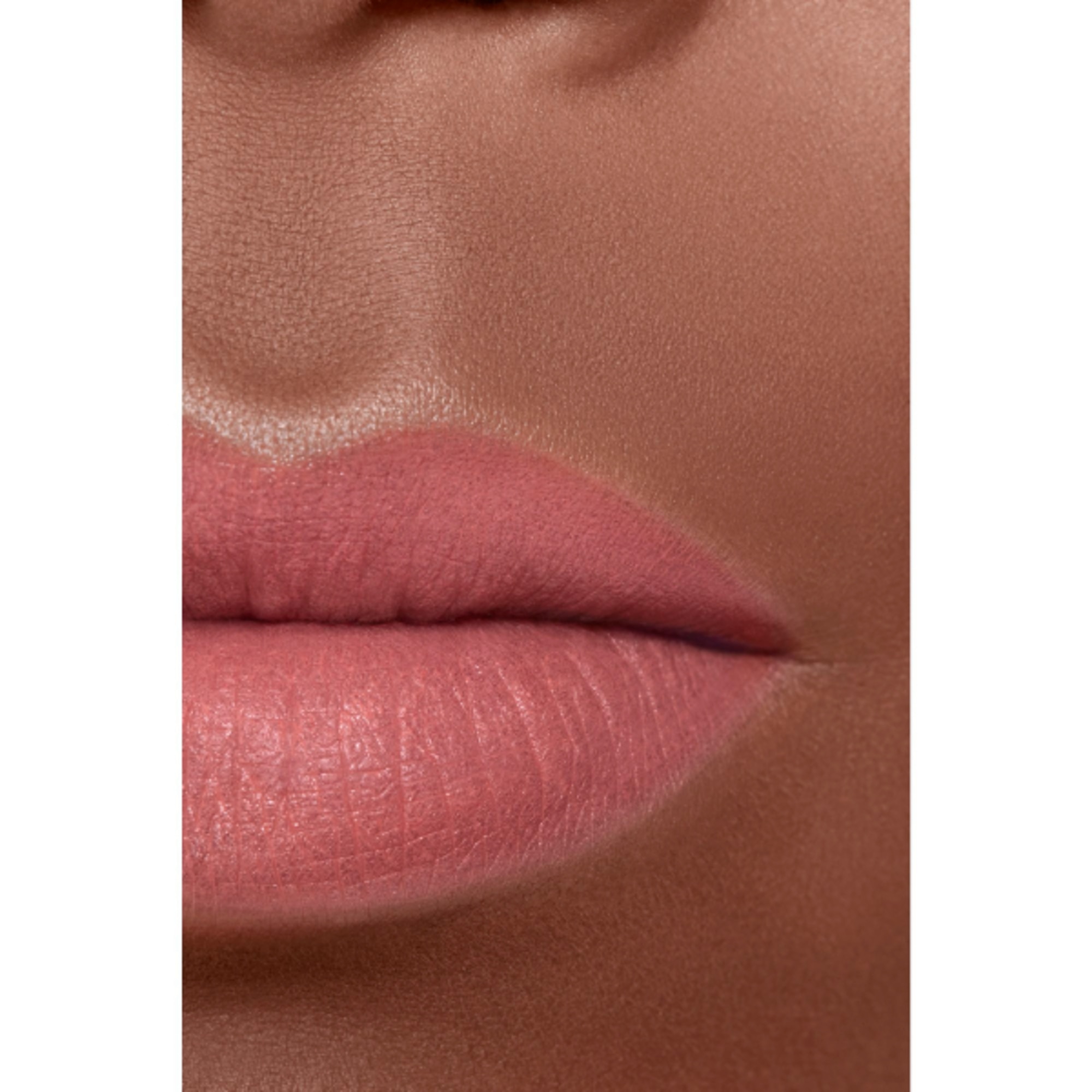 EDIZIONE LIMITATA - IL ROSSETTO VELLUTATO LUMINOSO