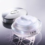 50 ML Dior CAPTURE CRÈME FINE Crema Viso Texture Fine – Correzione Antietà – Rughe e Compattezza  2 di 6 Crema Viso Texture Fine – Correzione Antietà – Rughe e Compattezza