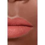 CHANEL ROUGE ALLURE VELVET Rossetto mat colore intenso 5 di 6 Rossetto mat colore intenso