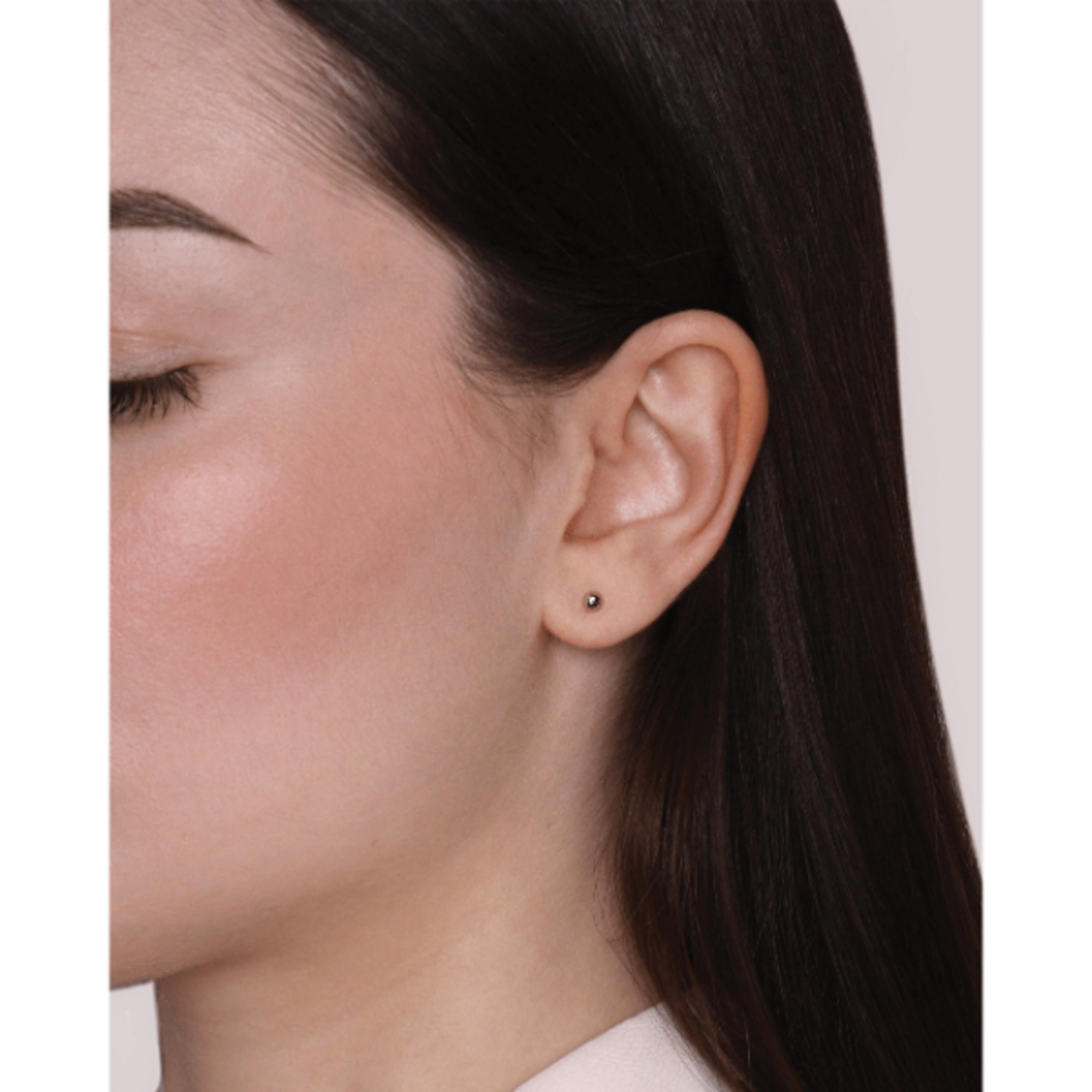 Orecchino Singolo a Sfera Argento