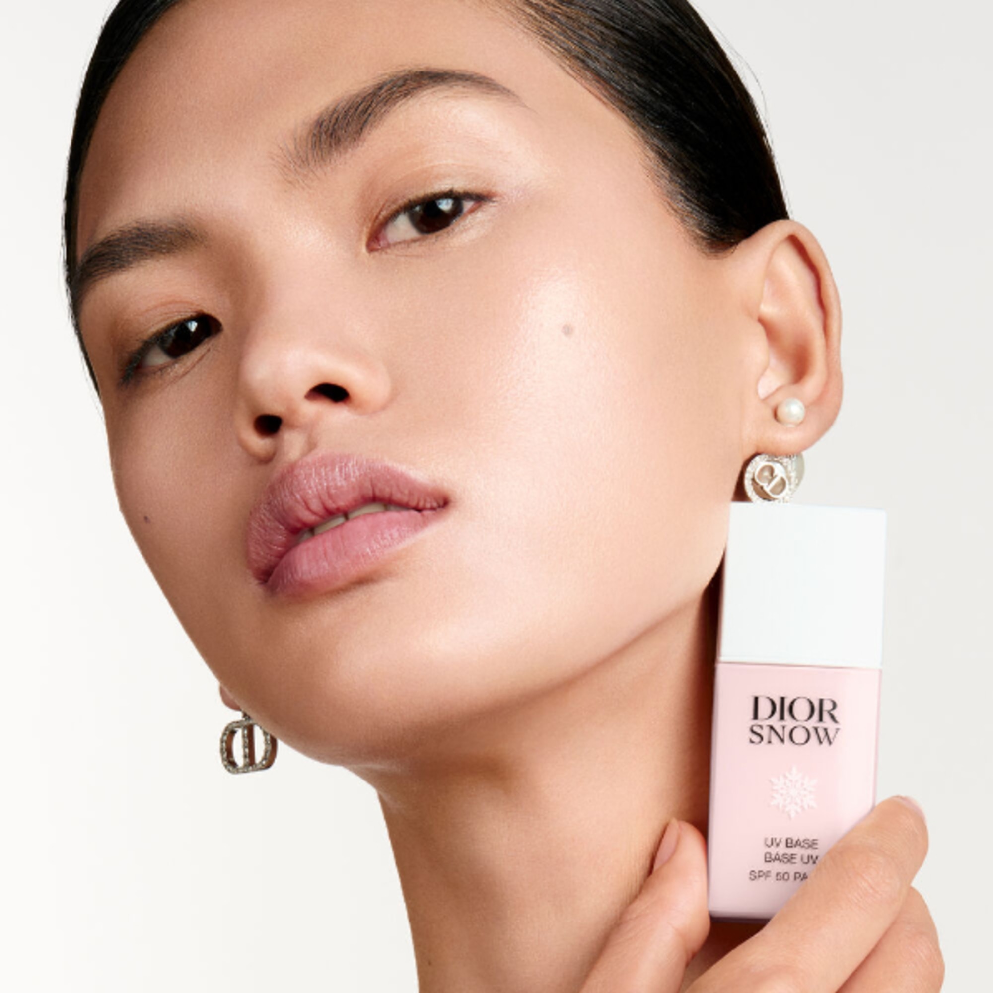 Base Make-up Schiarente – Correzione Cromatica – SPF 50 PA+++