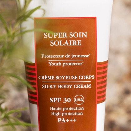 200 ML Sisley SUPER SOIN SOLAIRE Crème Soyeuse Corps  1 di 4 