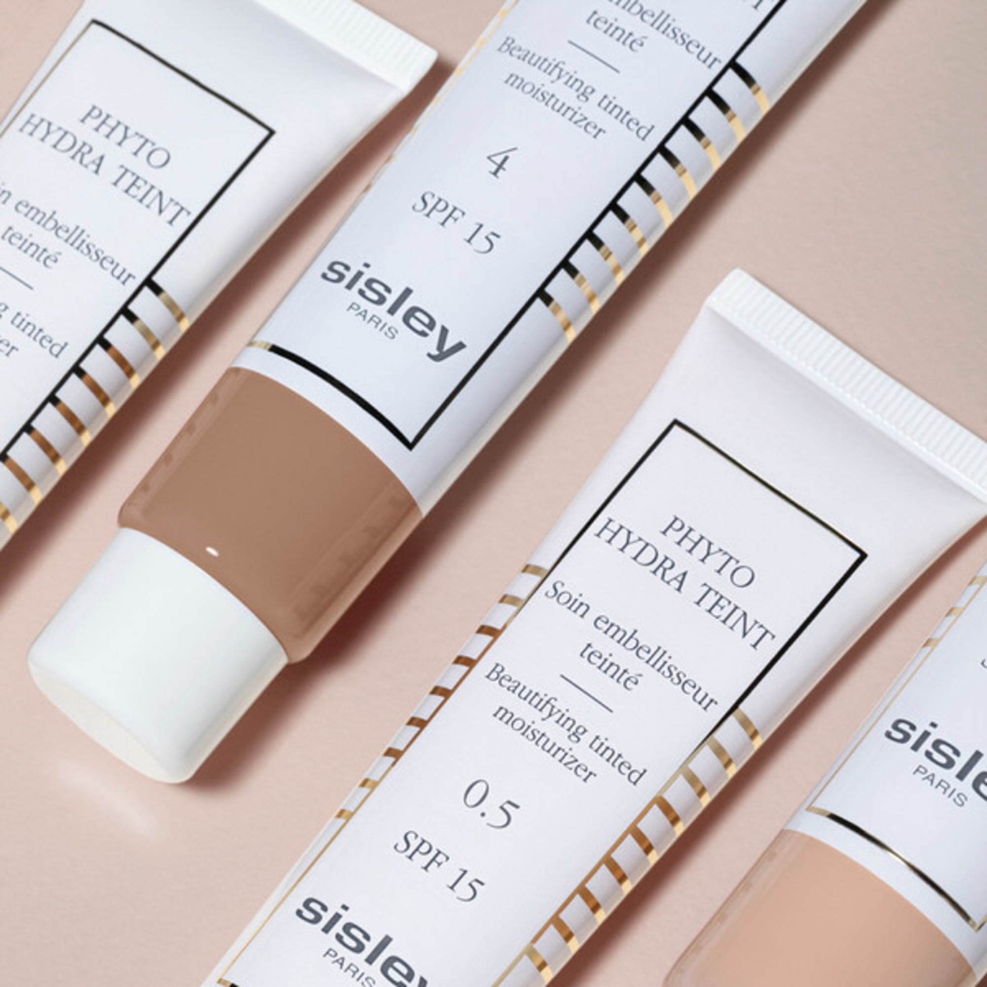 Soin Sublimatore Colorato SPF 15