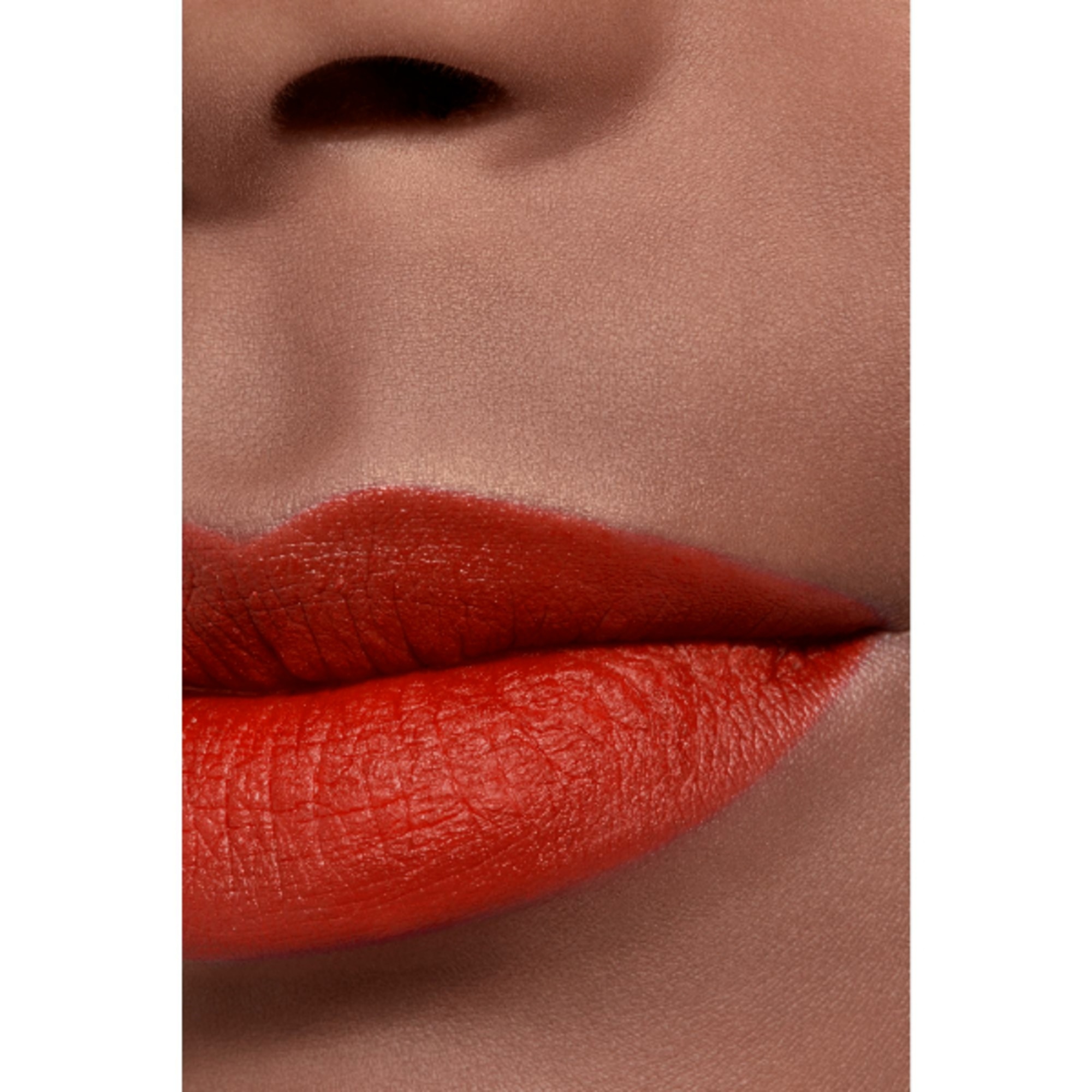  CHANEL ROUGE ALLURE VELVET EDIZIONE LIMITATA - IL ROSSETTO VELLUTATO LUMINOSO  1 di 8 