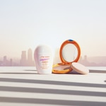 30 ML Shiseido URBAN ENVIRONMENT AGE DEFENSE OIL-FREE Crema Solare Viso SPF30 2 di 3 Crema Solare Viso SPF30
