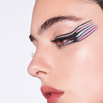 Eyeliner Waterproof – 24 Ore di Tenuta – Colore Intenso