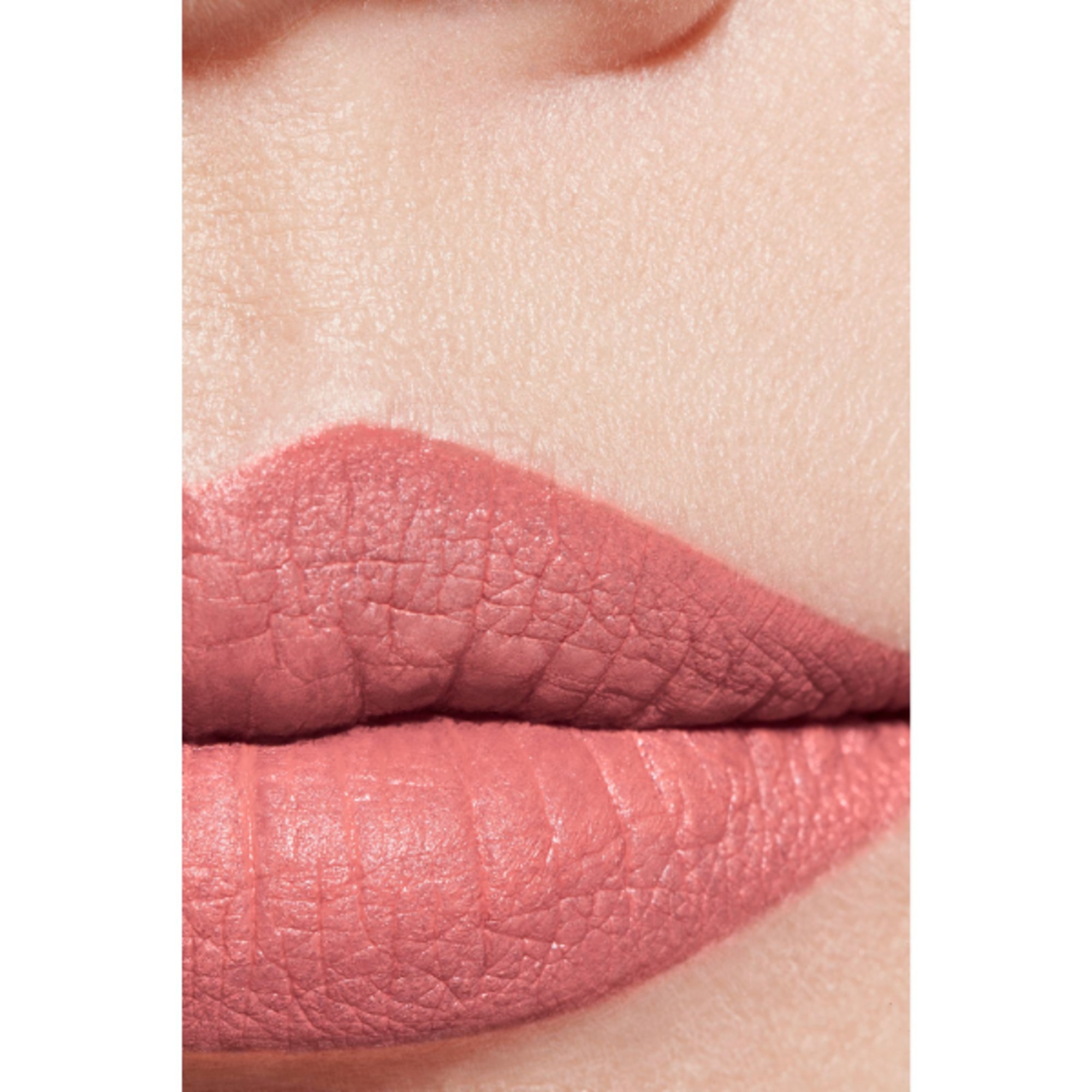 EDIZIONE LIMITATA - IL ROSSETTO VELLUTATO LUMINOSO