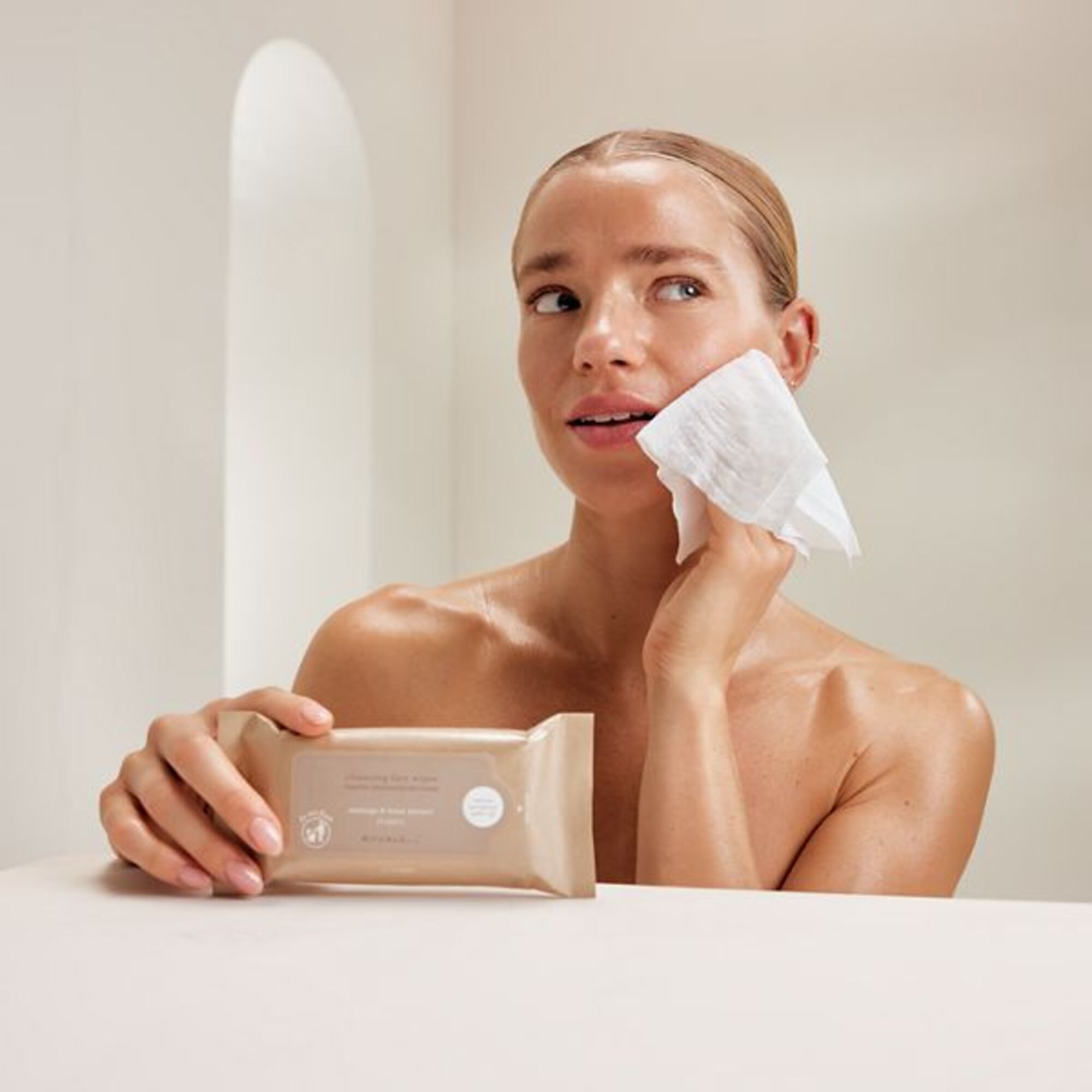 1 PCS RITUALS SKINCARE Cleansing Face Wipes  1 di 3 