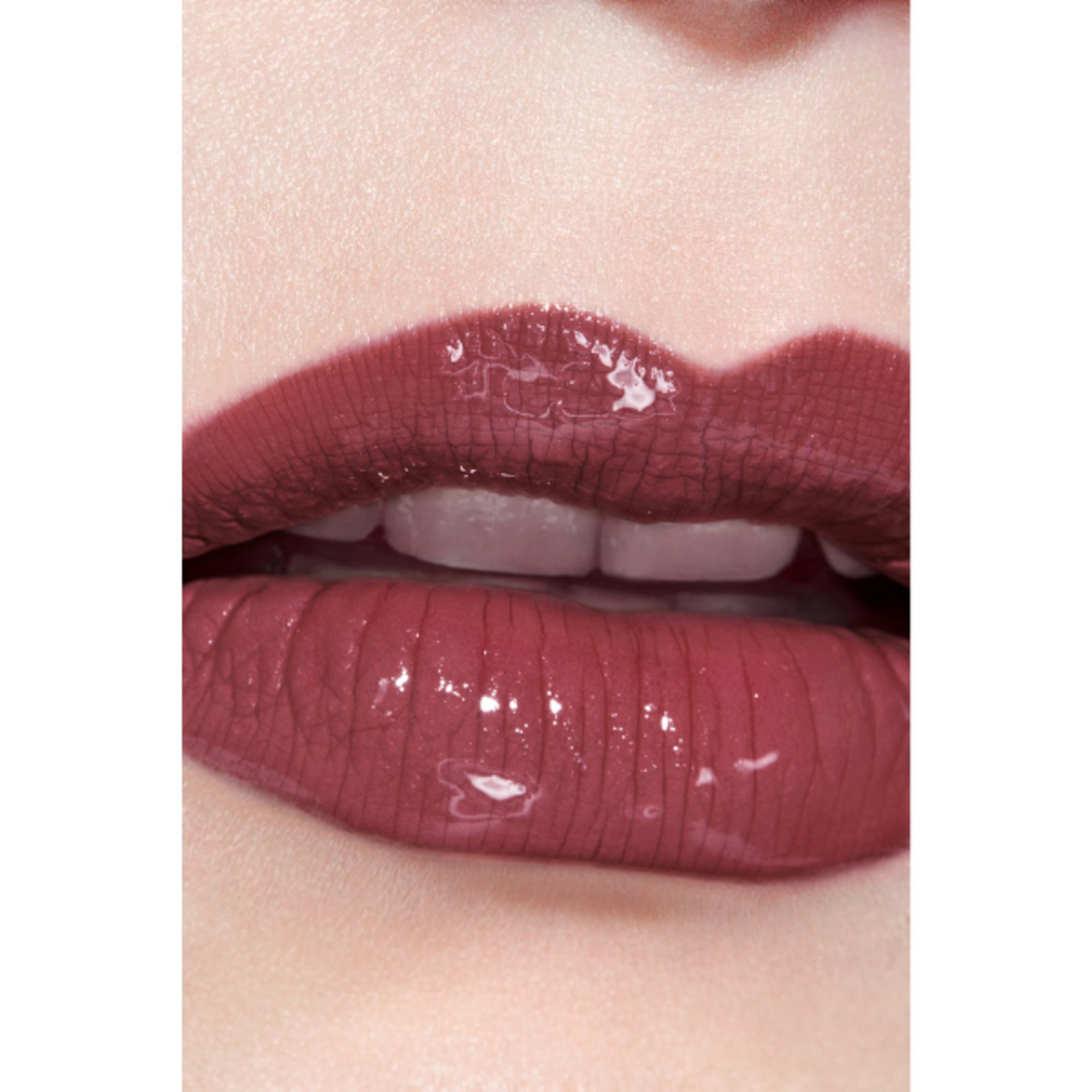 CHANEL LE ROUGE DUO ULTRA TENUE DUO LABBRA A LUNGA TENUTA 6 di 8 DUO LABBRA A LUNGA TENUTA