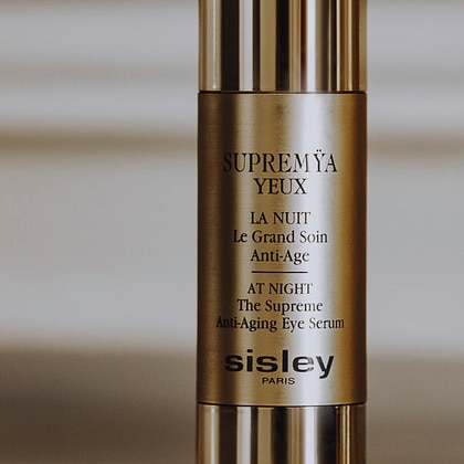 15 ML Sisley SUPREMYA SUPREMYA YEUX 15 ML  1 di 6 