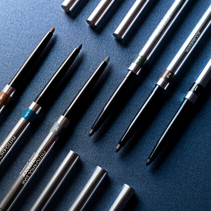 Matita liner a lunga tenuta