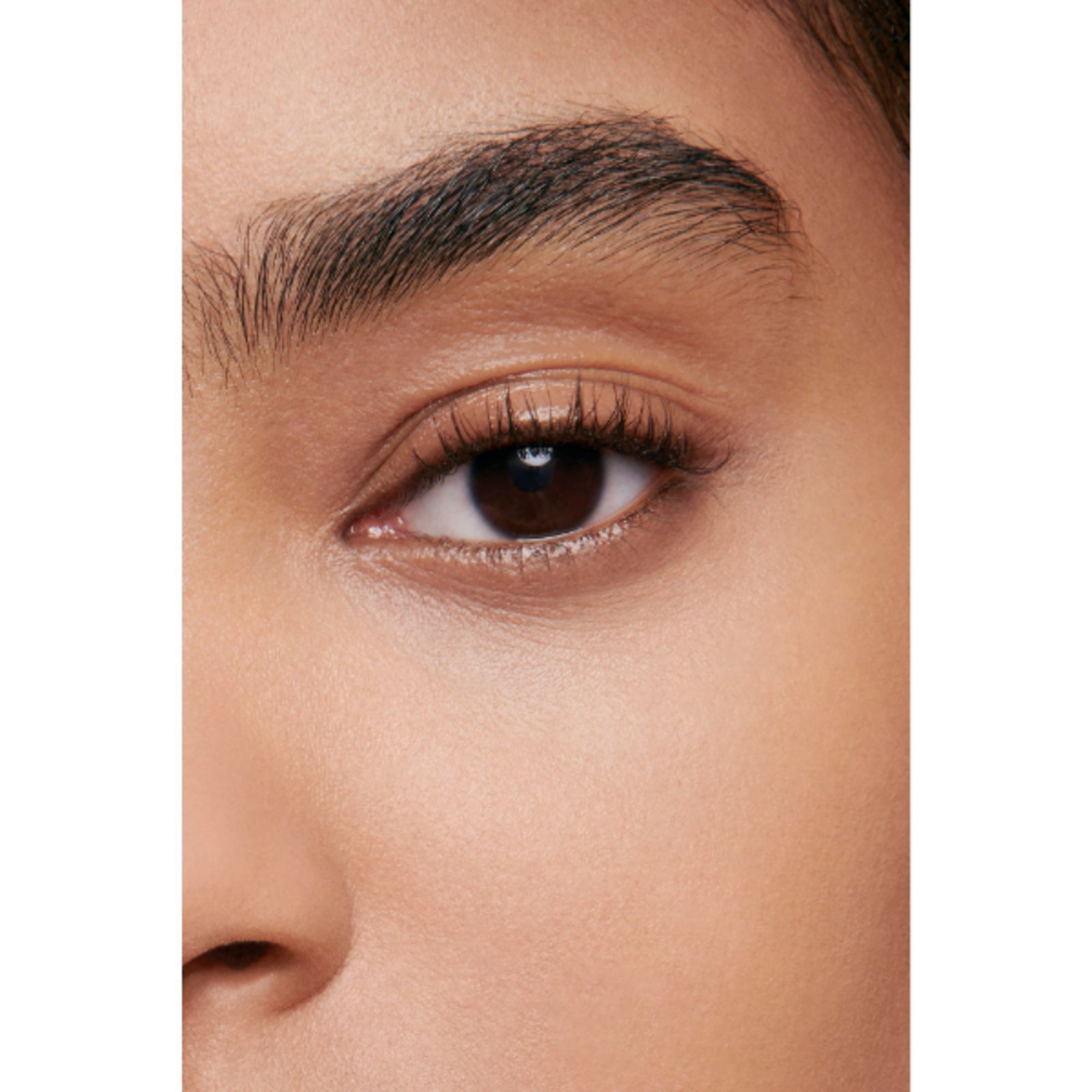 ULTRAWEAR – ALL-DAY COMFORT – FLAWLESS FINISH CONCEALER