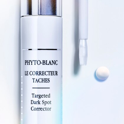  Sisley PHYTO-BLANC Le Correcteur Taches  1 di 8 