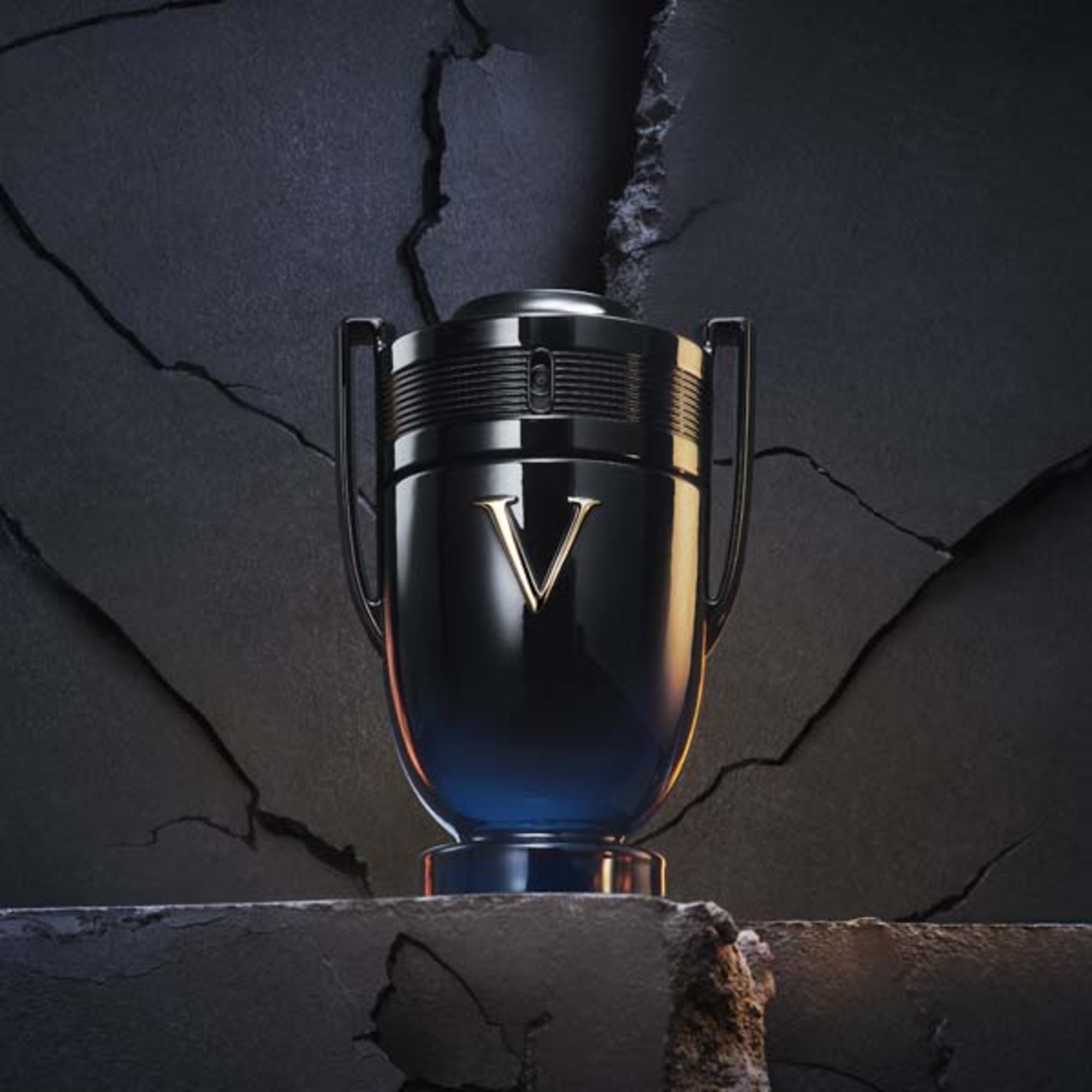 100 ML Rabanne INVICTUS VICTORY ELIXIR Parfum Intense  9 di 9 Parfum Intense
