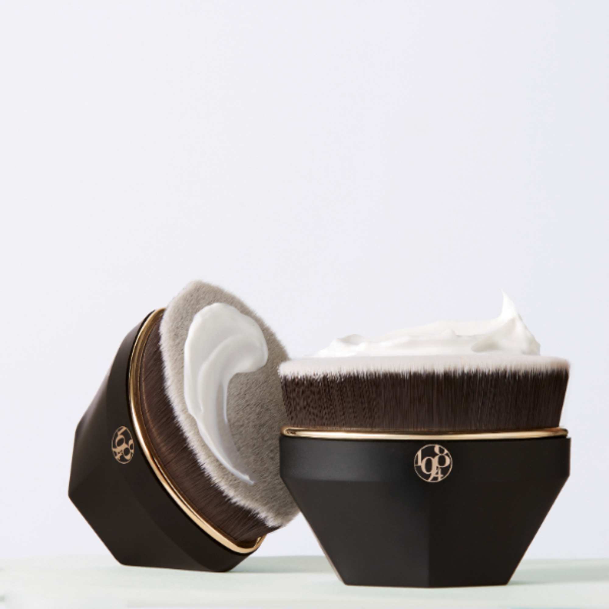 Il Pennello Trattamento e Fondotinta N°04