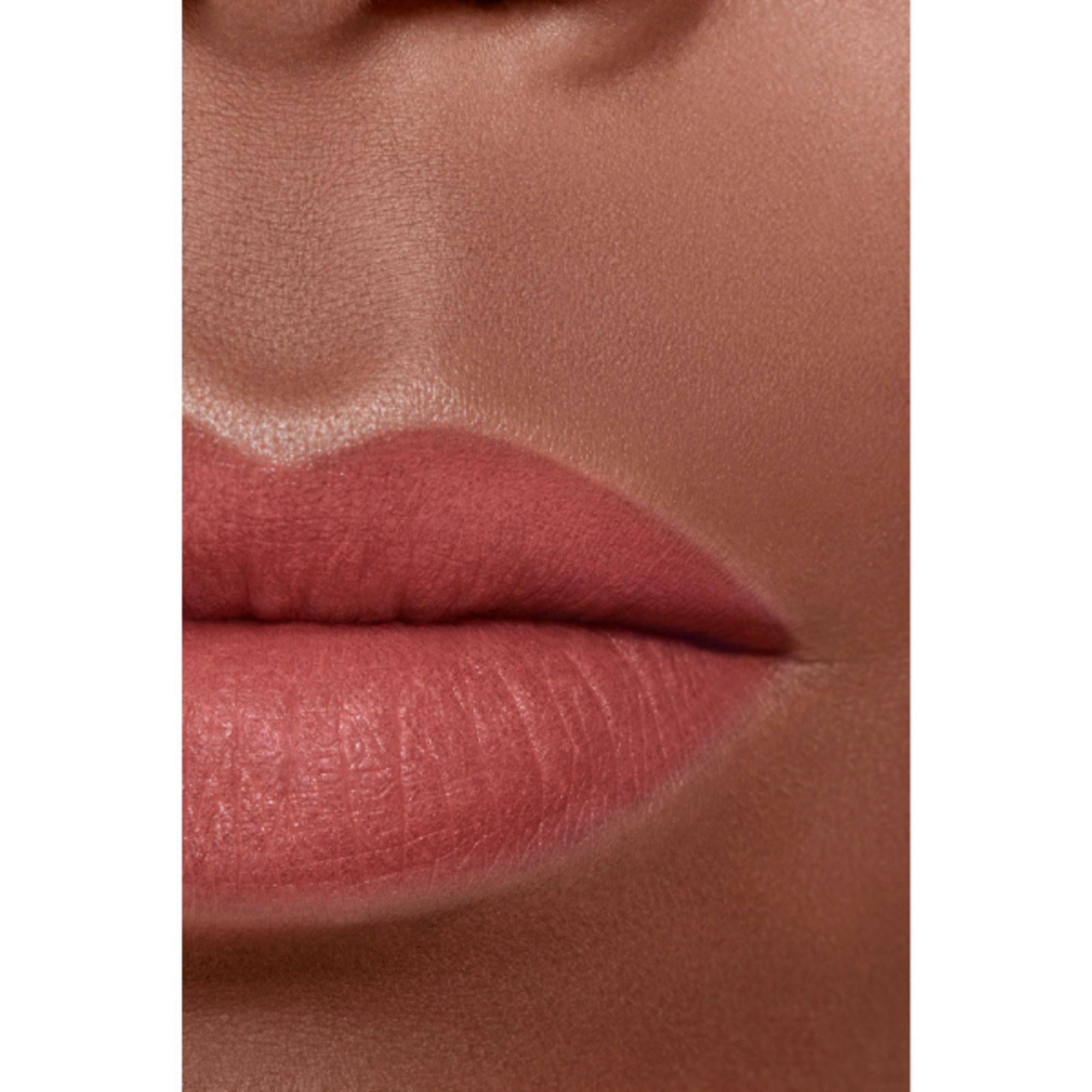 Rossetto mat colore intenso