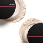  Shiseido SYNCHRO SKIN INVISIBLE SILK LOOSE POWDER Cipria In Polvere  2 di 3 Cipria In Polvere