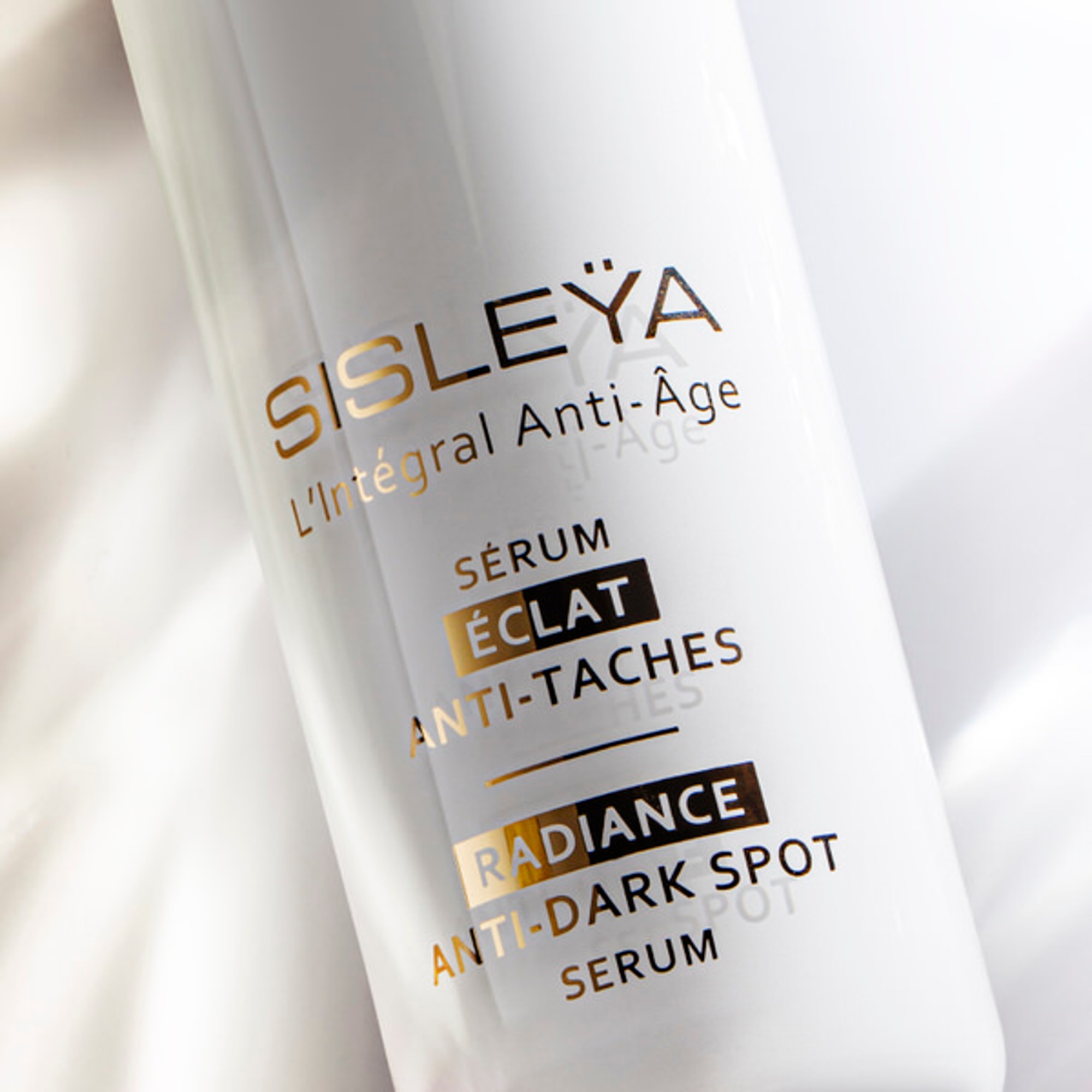  Sisley SISLEŸA L'INTÉGRAL ANTI-ÂGE Sérum á‰clat Anti-Taches  8 di 12 Sérum á‰clat Anti-Taches